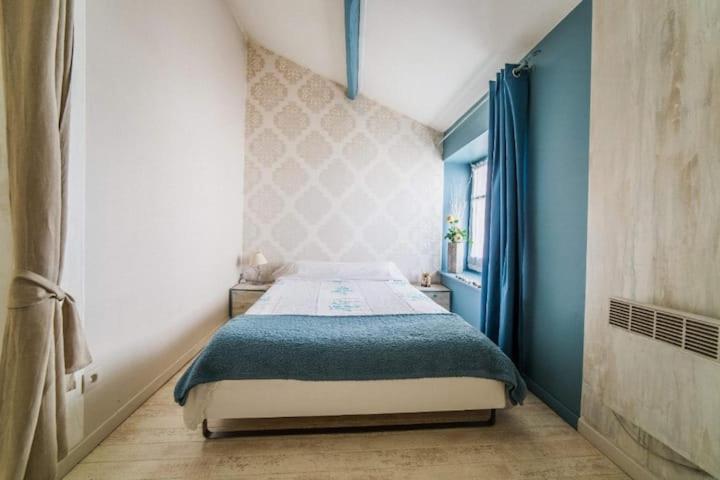 Eymoutiers  Appartement Rouge Avec Jardin מראה חיצוני תמונה